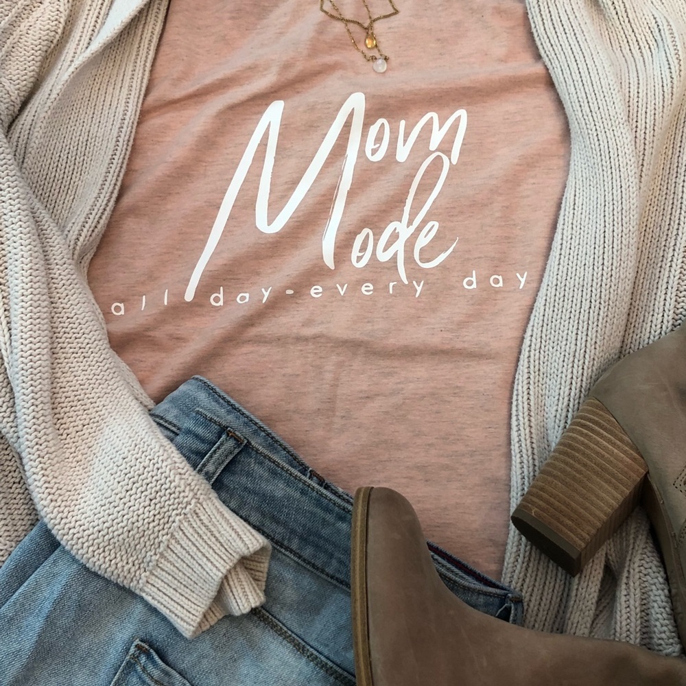 Mom Mode Crew Neck T-shirt - Picture 3 of 3